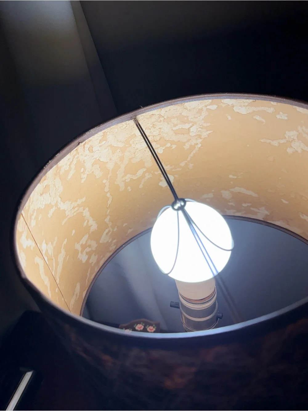 Brown Patterned Shade Lantern Table Lamp with Decorative Base